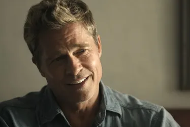 Imagem ilustrativa da imagem Brad Pitt alerta fãs após golpistas pedirem dinheiro se passando por ele