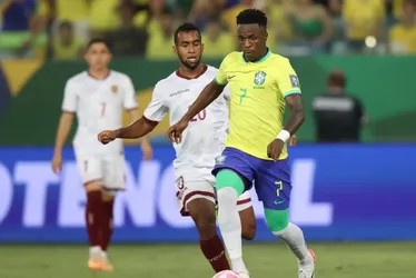 Imagem ilustrativa da imagem Brasil visita Venezuela com Vini Jr e chance de embalar nas Eliminatórias