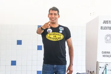 Imagem ilustrativa da imagem Candidato à Prefeitura de Maceió erra duas vezes o local de votação