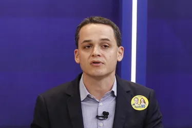 Imagem ilustrativa da imagem Candidatos à Prefeitura de Vitória participam de debate na TV Tribuna às 11h15