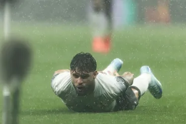 Imagem ilustrativa da imagem Corinthians tem noite de brilho de Yuri Alberto, mas só empata com o Racing em casa