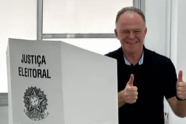 Imagem ilustrativa da imagem Eleições municipais tem resultado positivo para o governador do ES