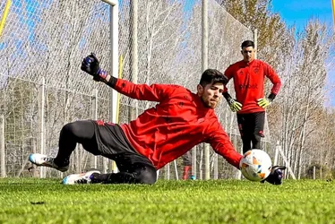 Imagem ilustrativa da imagem Flamengo desafia tabu contra Peñarol para continuar vivo na Libertadores