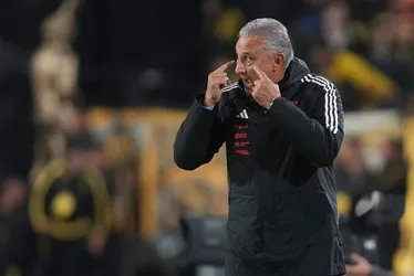 Imagem ilustrativa da imagem Tite é cobrado pela falta de gols do Flamengo contra o Peñarol: 'Não era promessa'