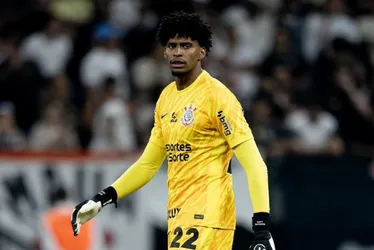 Imagem ilustrativa da imagem Flamengo recusa garantia do Corinthians para ter Hugo Souza e reforça multa na semi