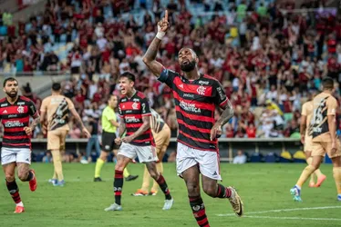 Imagem ilustrativa da imagem Flamengo vence com um gol no fim e encerra sequência negativa no Brasileiro