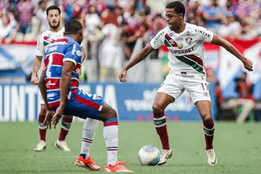 Imagem ilustrativa da imagem Fluminense tenta tirar Fortaleza da briga pelo título para fugir do Z-4