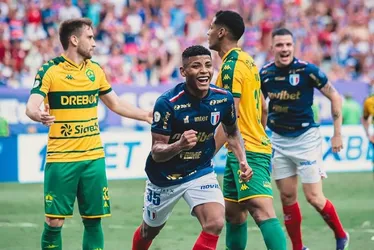 Imagem ilustrativa da imagem Fortaleza bate o Cuiabá, segue em terceiro e sonha com título do Brasileirão