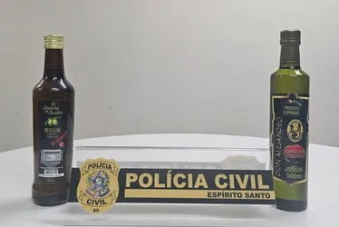Imagem ilustrativa da imagem Garrafas de azeite e caixas de sabão em pó falsificados são apreendidos no ES