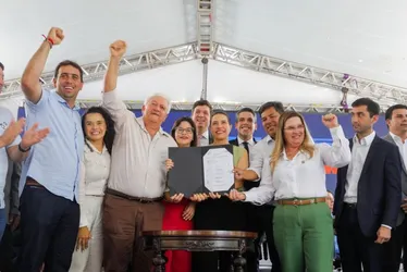 Imagem ilustrativa da imagem Governo estadual diz que faz maior investimento em estradas da história