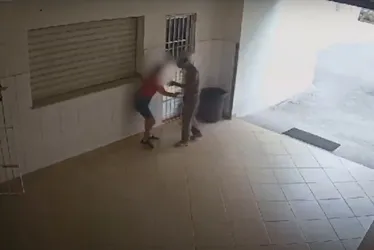 Imagem ilustrativa da imagem Homem invade igreja, rende funcionária e rouba idosa na Serra
