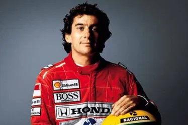 Imagem ilustrativa da imagem Homenagem a Senna, com Hamilton, é adiada para domingo após temporal em Interlagos