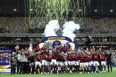 Imagem ilustrativa da imagem Jornal A Tribuna publica pôster do Flamengo na edição desta terça-feira