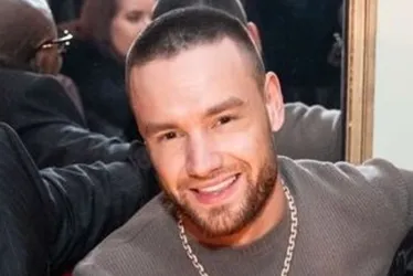 Imagem ilustrativa da imagem Liam Payne caiu e morreu após tentar fugir do quarto, aponta relatório; entenda