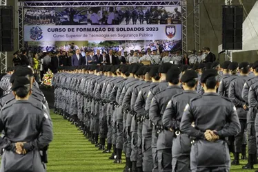 Imagem ilustrativa da imagem Mais 946 novos policiais nas ruas contra o crime