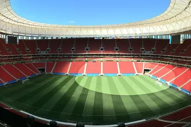 Imagem ilustrativa da imagem Nova capital do futebol? Por que Brasília terá Vasco x Palmeiras e Majestoso