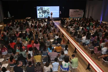 Imagem ilustrativa da imagem Meeting Tribuna de Educação: Professores mais conectados com a evolução do ensino
