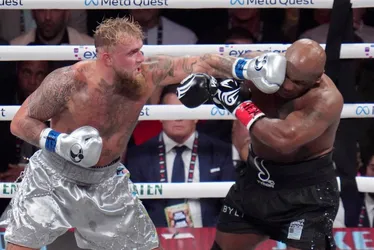 Imagem ilustrativa da imagem Mike Tyson revela problema de saúde após derrota para Jake Paul: 'Quase morri'
