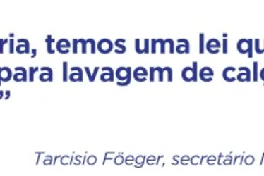Imagem ilustrativa da imagem Multa de até R$ 5 mil para quem desperdiçar água no ES