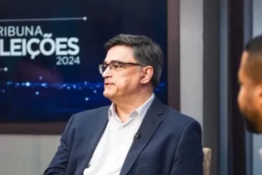 Imagem ilustrativa da imagem “O professor Lupércio está reprovado”, diz Vinicius Castello, candidato em Olinda