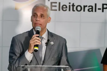 Imagem ilustrativa da imagem Apenas cinco urnas foram trocadas no 2º turno em Pernambuco