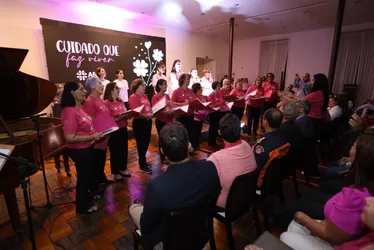 Imagem ilustrativa da imagem Outubro Rosa: ES vai ter remada e corrida contra câncer de mama