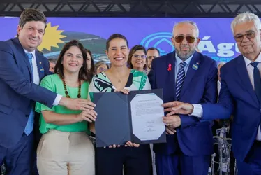 Imagem ilustrativa da imagem Pernambuco terá maior investimento em água da história, diz Raquel Lyra
