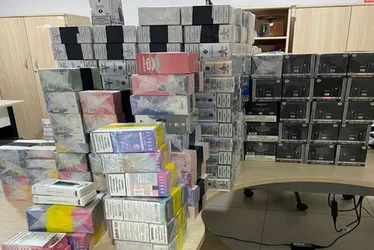 Imagem ilustrativa da imagem Polícia Federal faz a maior apreensão de cigarros eletrônicos de Pernambuco