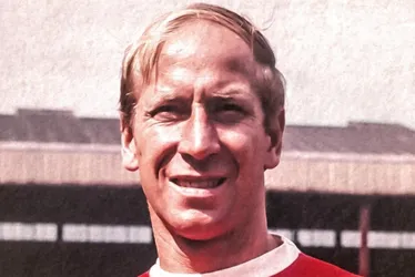 Imagem ilustrativa da imagem Quem foi Bobby Charlton? Entenda como Endrick ganhou apelido ao chegar no Real