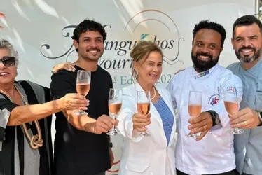Imagem ilustrativa da imagem Shows, artesanato e gastronomia em Manguinhos