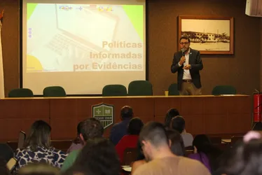 Imagem ilustrativa da imagem Simpósio: Prefeitos têm de se adaptar a regras para sustentabilidade