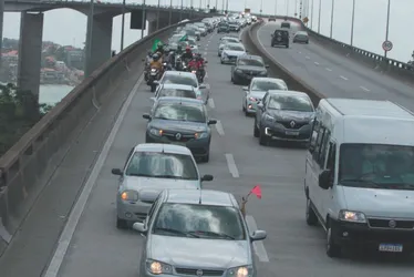 Imagem ilustrativa da imagem Último dia de campanha com mais de 30 km de carreatas e trios na Grande Vitória