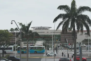 Imagem ilustrativa da imagem Veja até que horas supermercados e lojas funcionam na Grande Vitória nesta sexta