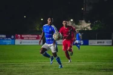 Imagem ilustrativa da imagem Vitória renova com dupla e anuncia retorno de lateral