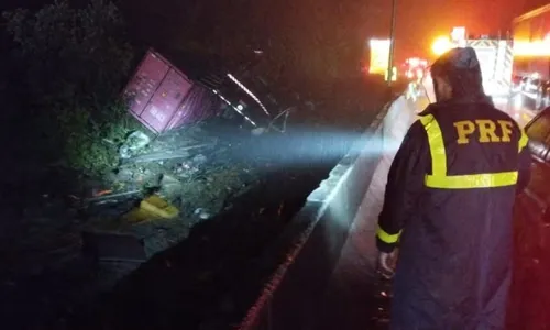 
          Imagem ilustrativa da imagem Atleta de remo passou mal, voltou antes de SP e escapou de acidente fatal
          