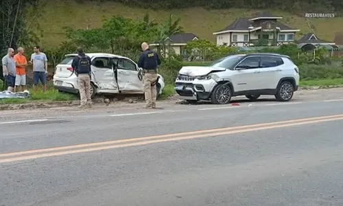 
          Imagem ilustrativa da imagem Acidente na BR-262 em Domingos Martins deixa um morto e duas crianças feridas
          