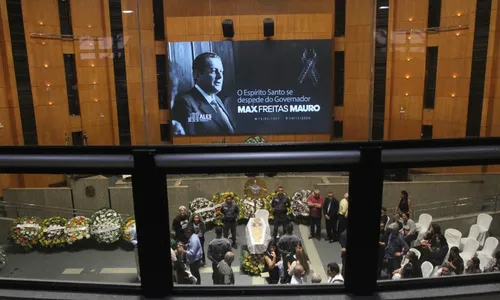 
          Imagem ilustrativa da imagem Adeus a Max Mauro, o governador que criou sistema Transcol
          