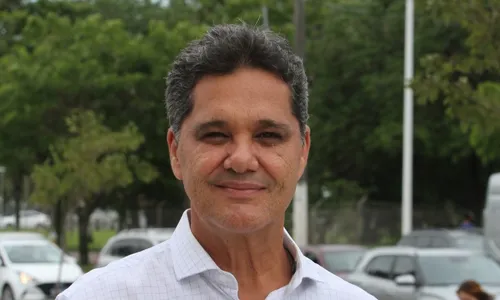 
          Imagem ilustrativa da imagem Adeus a Max Mauro, o governador que criou sistema Transcol
          