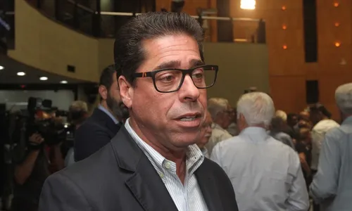 
          Imagem ilustrativa da imagem Adeus a Max Mauro, o governador que criou sistema Transcol
          