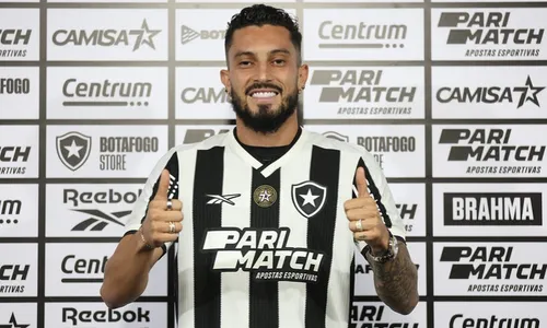 
          Imagem ilustrativa da imagem Alex Telles é convocado para a seleção após lesão muscular em Guilherme Arana
          