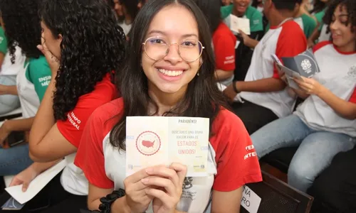 
          Imagem ilustrativa da imagem Alunos da rede pública vão fazer intercâmbio no exterior
          