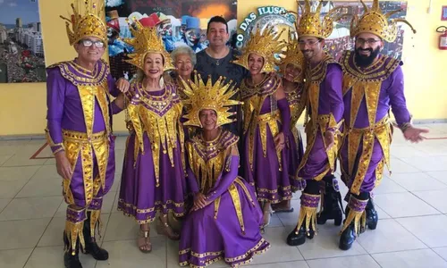
          Imagem ilustrativa da imagem André Rio e Bloco das Ilusões comemoram aniversário na sede do Galo da Madrugada
          