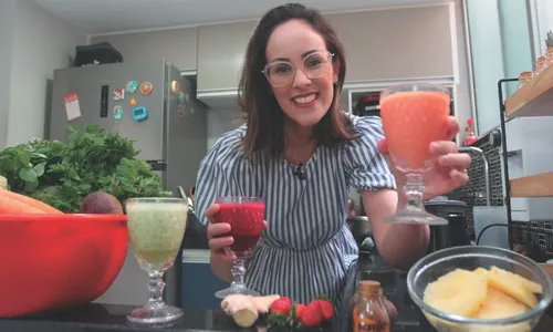 
          Imagem ilustrativa da imagem Aprenda 3 receitas de sucos que protegem a saúde de idosos
          