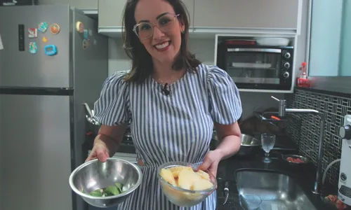 
          Imagem ilustrativa da imagem Aprenda 3 receitas de sucos que protegem a saúde de idosos
          