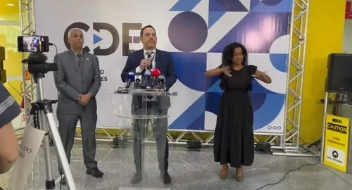 
          Imagem ilustrativa da imagem Até o momento, 150 urnas eletrônicas precisaram ser trocadas no estado
          