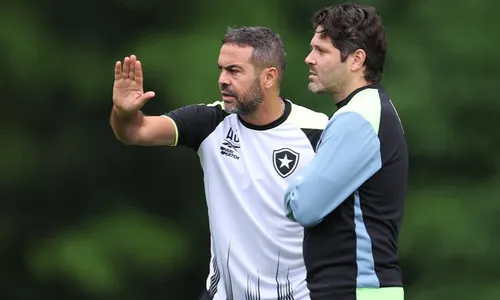 
          Imagem ilustrativa da imagem Botafogo busca 1ª final da Libertadores na história após histórico 5 a 0 no Peñarol
          