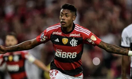 
          Imagem ilustrativa da imagem Bruno Henrique, do Fla, é alvo de operação contra manipulação de apostas esportivas
          