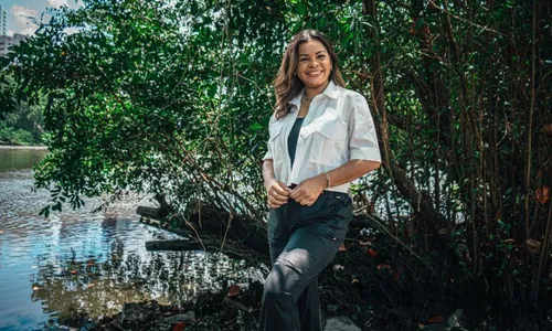 
          Imagem ilustrativa da imagem Cabeleireira pernambucana é única brasileira entre finalistas de concurso em Berlim
          