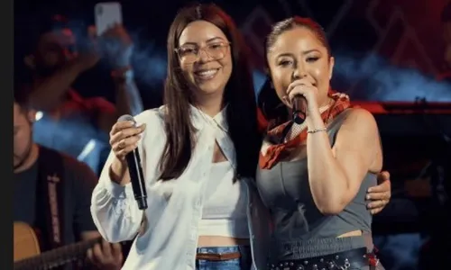 
          Imagem ilustrativa da imagem Capixaba que viralizou ao cantar só para o pai participa de show de Mari Fernandez
          