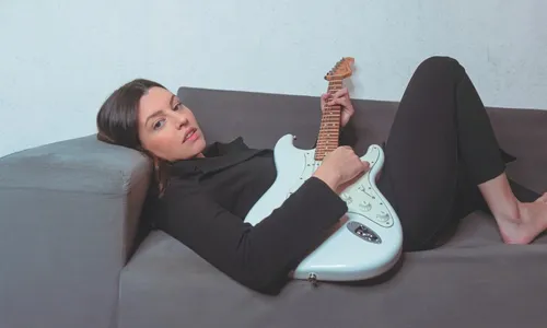 
          Imagem ilustrativa da imagem Capixaba se apaixona pela música e grava com Buchecha
          